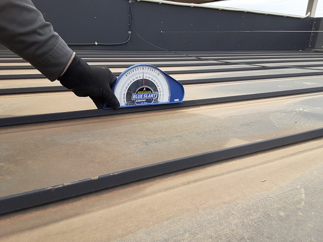 かんごう立平葺0勾配 屋根勾配